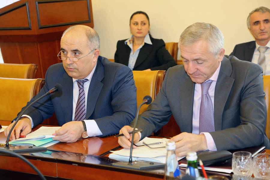 В Правительстве Дагестана обсудили актуальные вопросы