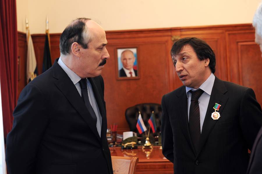 Р. Абдулатипов назначил и.о. мэра Махачкалы