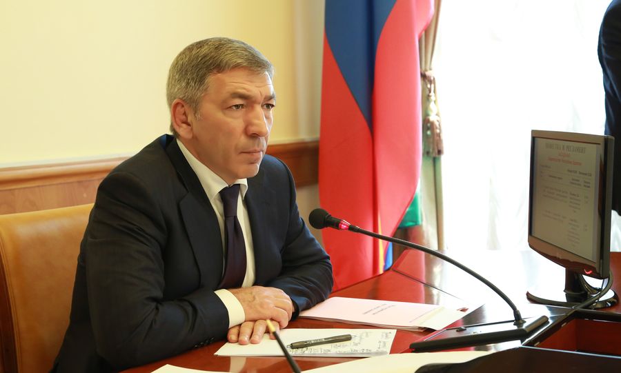 Обсуждены итоги исполнения республиканского бюджета РД за 2013 год