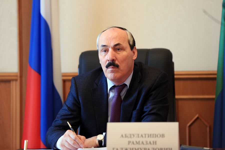 Глава Дагестана принял участие в селекторном совещании о мерах по обеспечению сбалансированности консолидированных бюджетов субъектов РФ