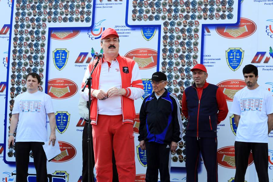 Абдусамад Гамидов принял участие в Республиканском фестивале «Готов к труду и обороне»