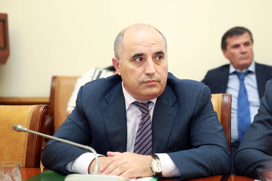 Обсужден ряд важных вопросов социально-экономического развития республики.