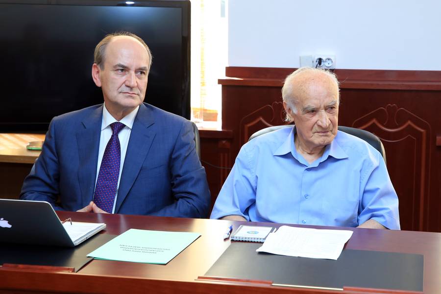 Обсуждены вопросы обеспечения лекарствами больных, страдающих орфанными заболеваниями
