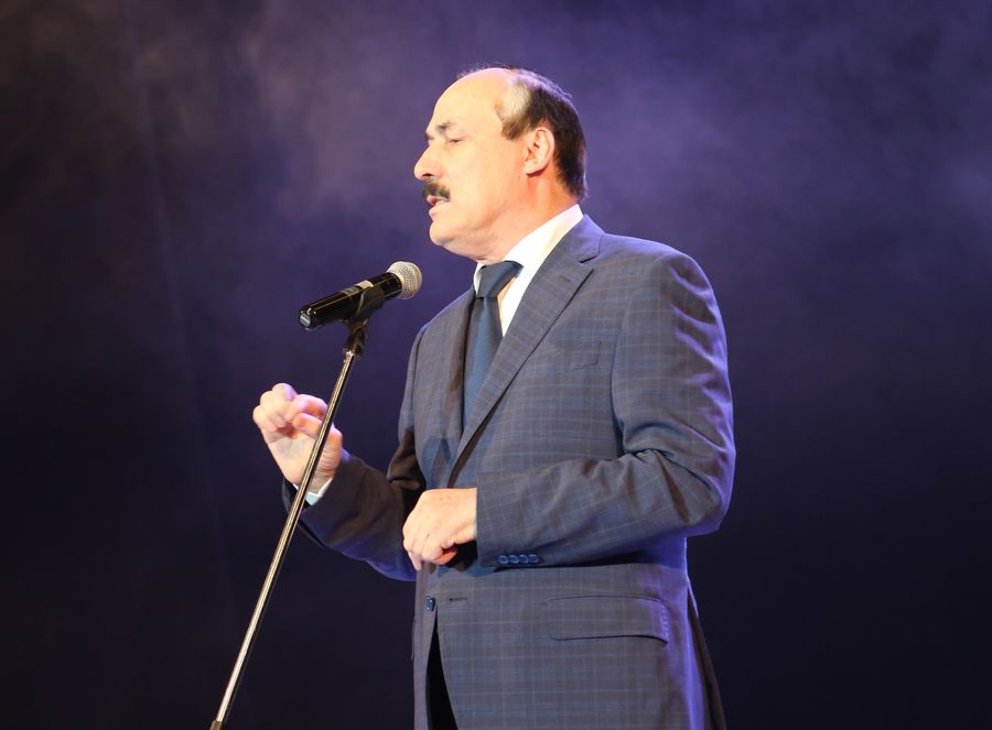 Р.Абдулатипов: «Пусть вечно живет имя Гамида Гамидова на благо родного Дагестана!»