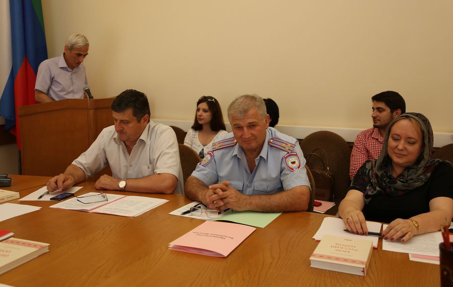 Проблемы русскоязычного населения обсудили в Правительстве  Дагестана