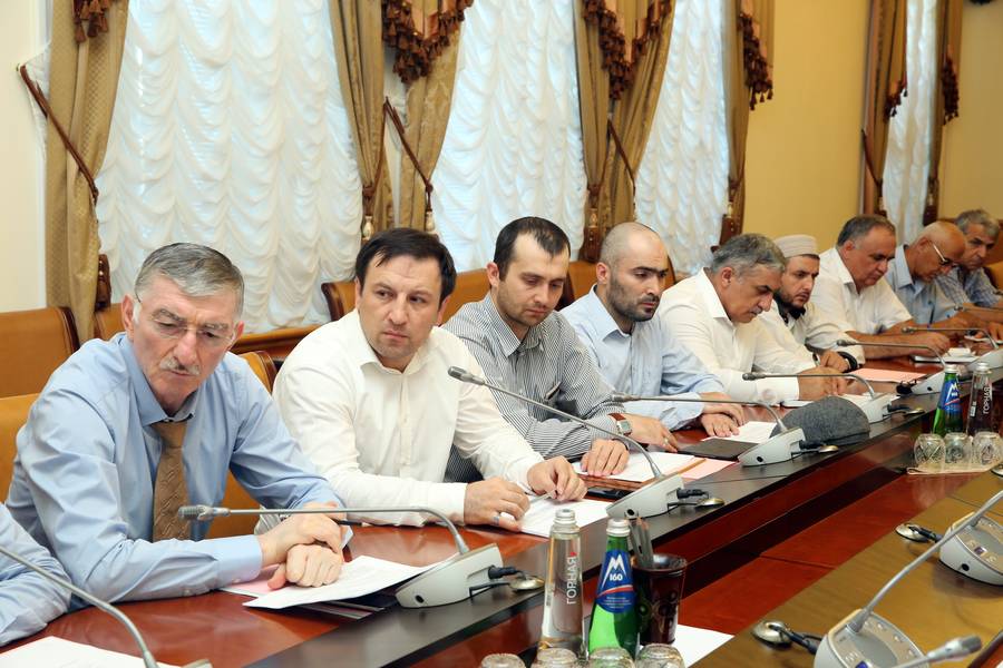 В Правительстве Дагестана обсудили вопрос организации хаджа