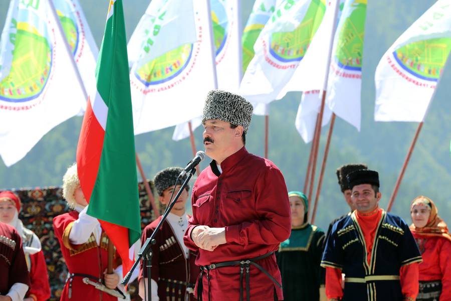 Рамазан Абдулатипов принял участие во II Международном фестивале традиционной народной культуры «Цамаури»