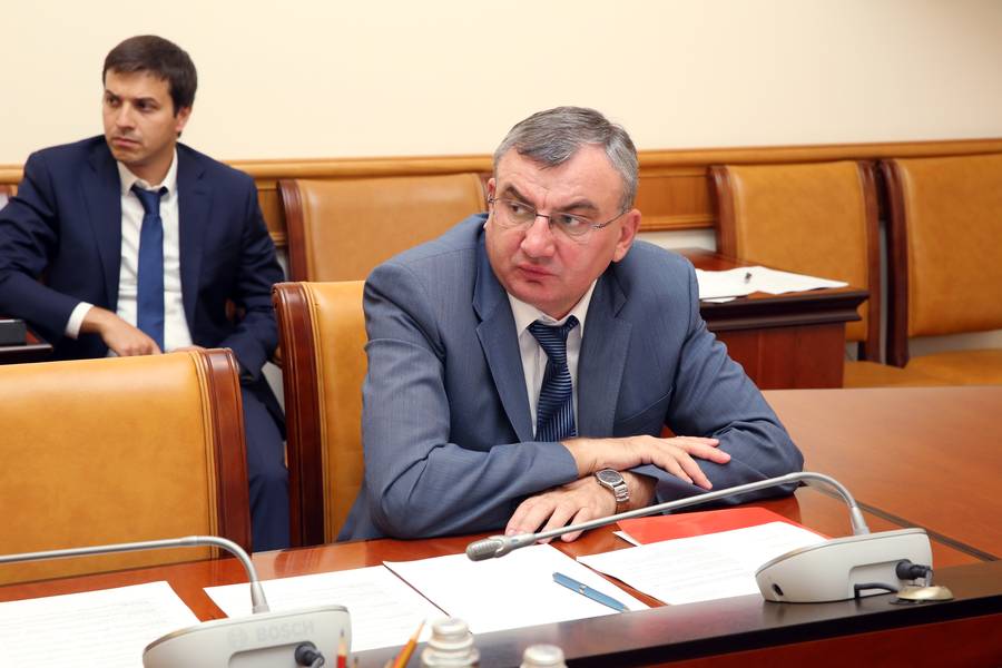 Обсуждены вопросы обеспечения потребностей республики в строительном песке