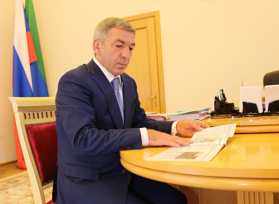 А.Гамидов встретился с Уполномоченным по защите прав предпринимателей в РД