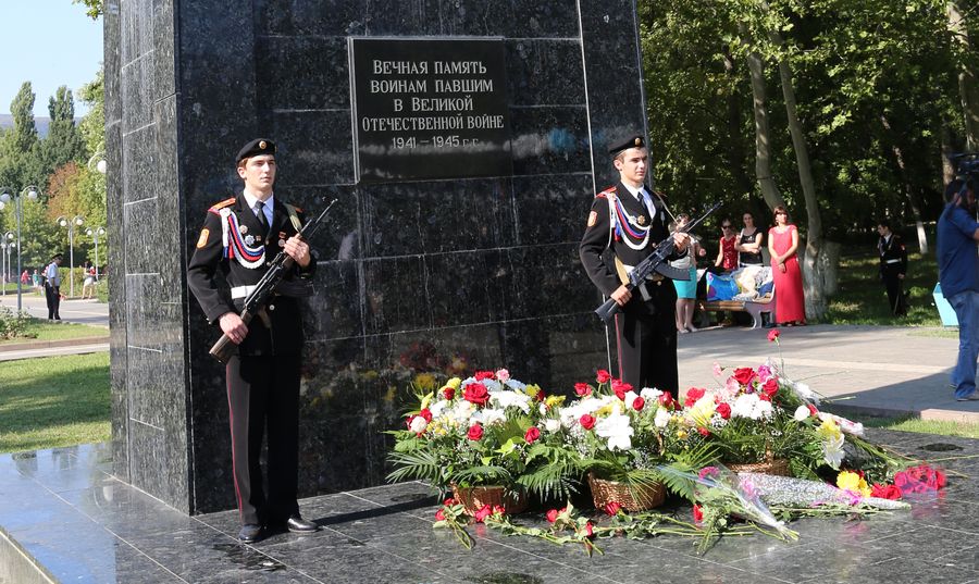 В Дагестане открылись Гамзатовские дни «Белые журавли»