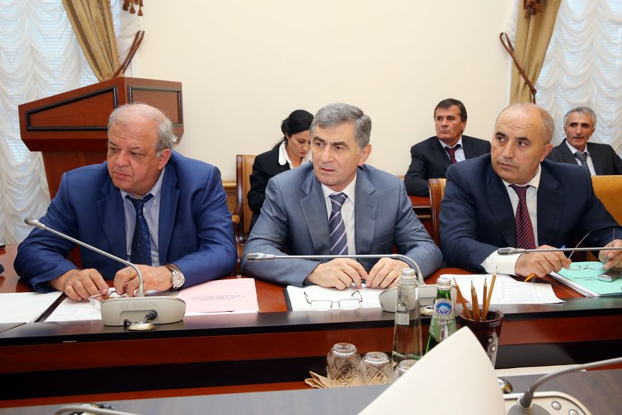 А. Гамидов дал указание выполнять поручения качественно и в срок