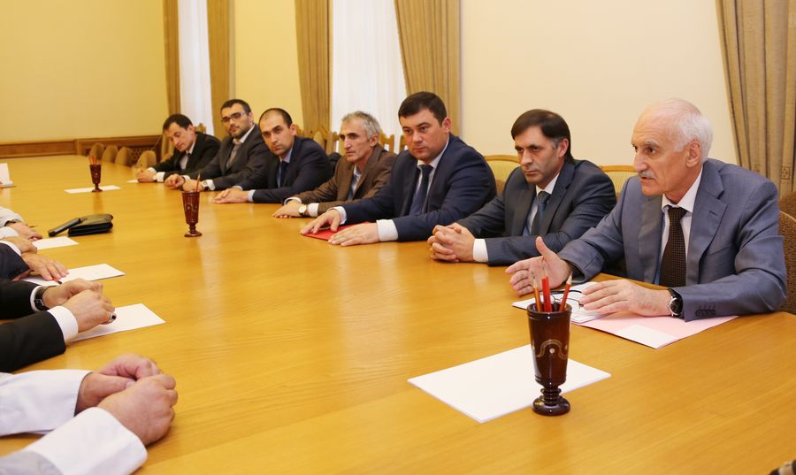 Рамазан Джафаров встретился с шейхом Махмудом Насером Хутом