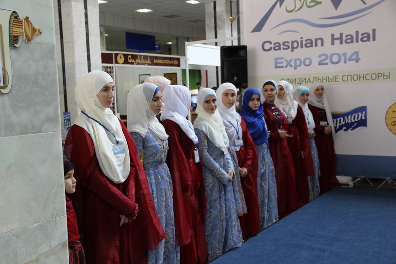 Магомед Исаев и Юсуп Умавов приняли участие в открытии  выставки «Каспий Halal Expo»