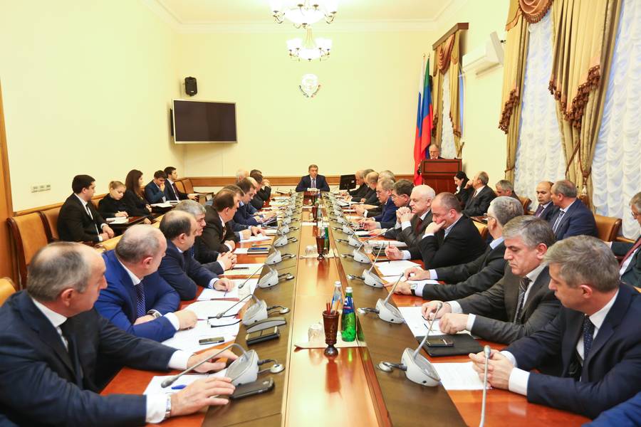 Обсуждены вопросы развития транспортно-дорожного комплекса  Республики Дагестан