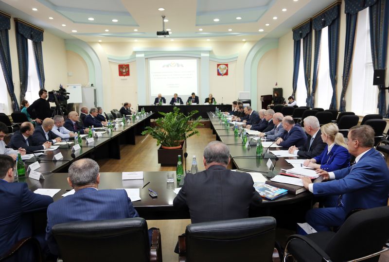 А.Гамидов принял участие в семинаре-совещании с представителями Дагестана и Правительства республики в субъектах РФ