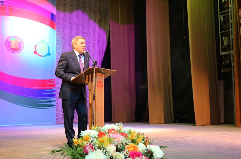 А.Гамидов принял участие в торжествах по случаю Дня Миннаца Дагестана