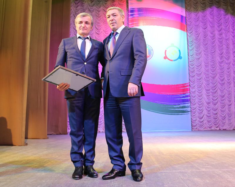 А.Гамидов принял участие в торжествах по случаю Дня Миннаца Дагестана