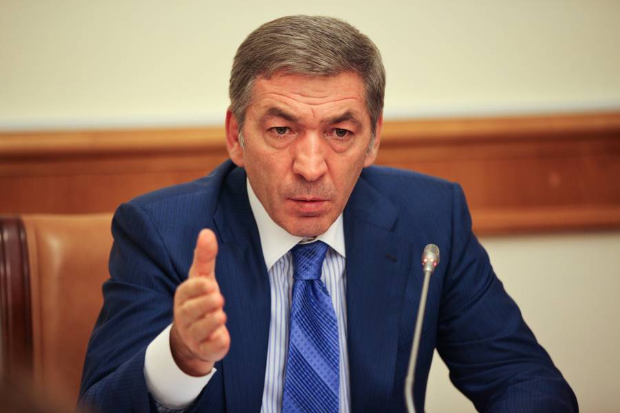 А.Гамидов: «Наша задача - сформировать кадровый резерв нового поколения»