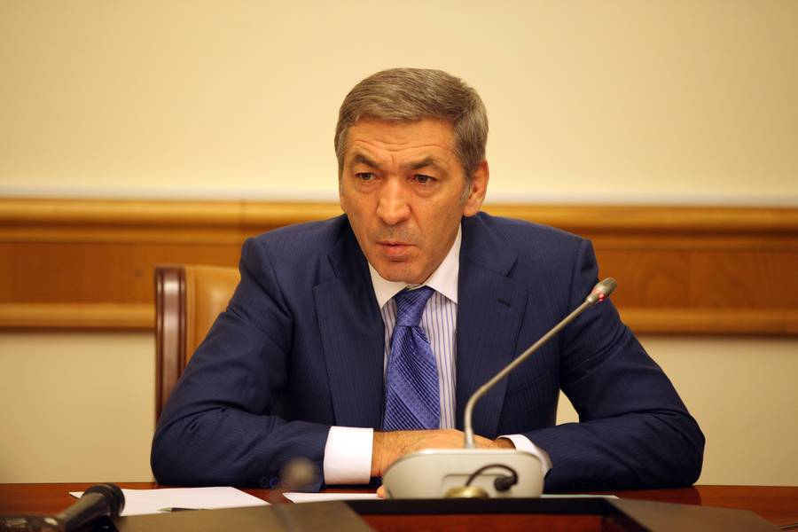 Реконструкция взлетно-посадочной полосы аэропорта «Уйташ» завершится в начале декабря