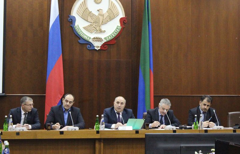 Шарип Шарипов провел круглый стол, посвященный роли молодых ученых в реализации приоритетного проекта «Эффективный АПК»