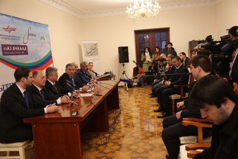 Аэропорт Махачкалы официально возобновил регулярные рейсы после реконструкции взлетно-посадочной полосы