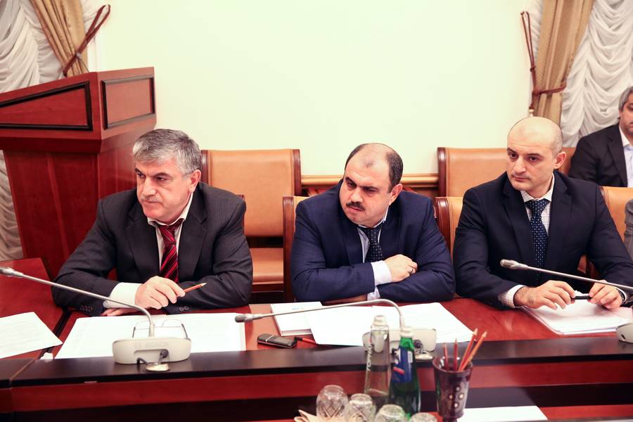 Каспийский завод листового стекла получит госгарантии