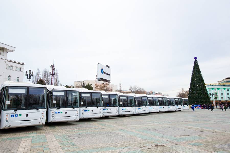 В Махачкалу прибыли автобусы для обслуживания внутригородских маршрутов столицы