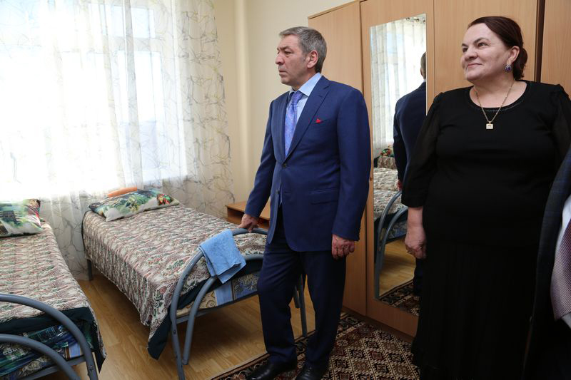 А.Гамидов: «Дети должны чувствовать нашу заботу, тепло, уют и домашнюю обстановку»