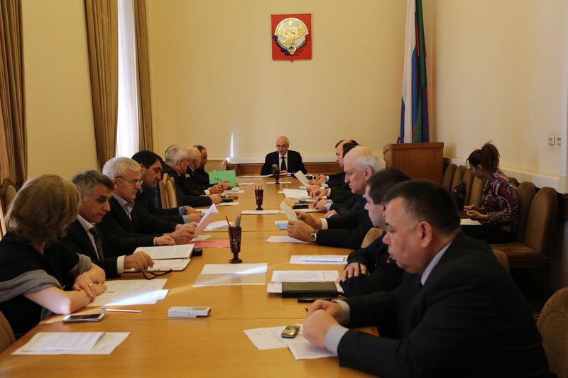Р.Джафаров провел заседание Правительственной комиссии по обеспечению безопасности дорожного движения