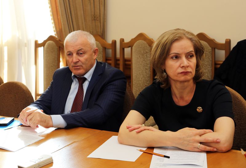 Р.Джафаров провел заседание Правительственной комиссии по обеспечению безопасности дорожного движения