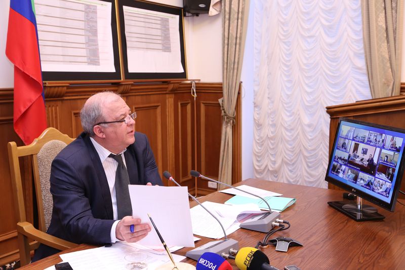 Вопросы неформальной занятости обсудили на совещании под председательством Анатолия Карибова