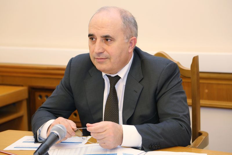 В Правительстве Дагестана обсуждены вопросы повышения уровня  взаимодействия с ОАО «Росагролизинг»