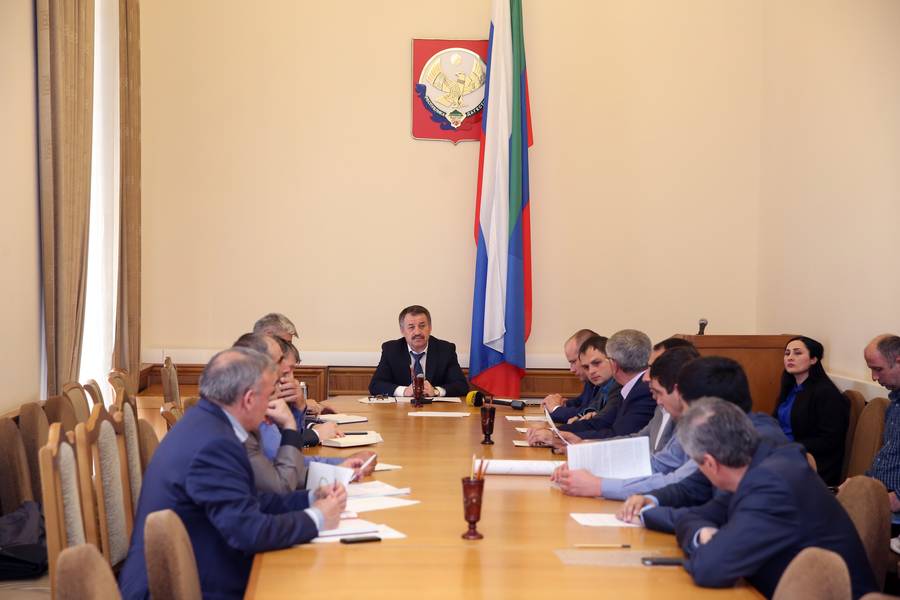 Обсуждены меры по разрешению проблем, возникающих в процессе реконструкции федеральной трассы М-29 «Кавказ»