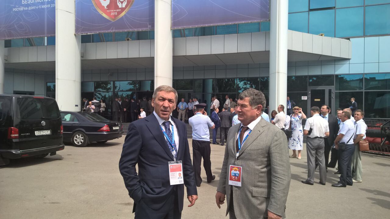 Абдусамад Гамидов принимает участие в Первом форуме продовольственной безопасности России