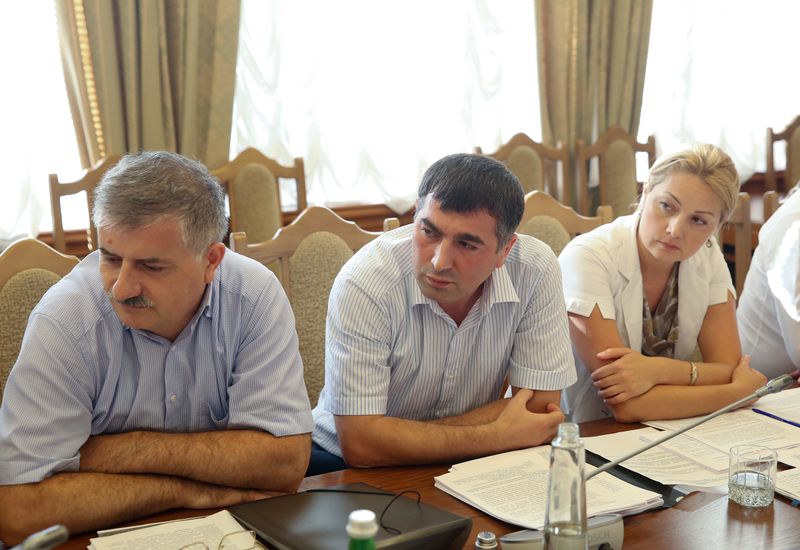 В Правительстве Дагестана обсуждены вопросы погашения заложенности за поставленные энергоресурсы