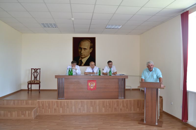 В дагестанском филиале ФГБУ «Россельхозцентр» обсудили работу ведомства