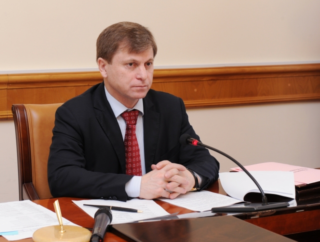 Обсуждены итоги социально-экономического развития РД за 2011 год