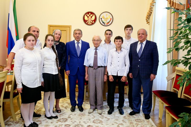 Абдусамад Гамидов: «Наши дети воспитываются в духе патриотизма»