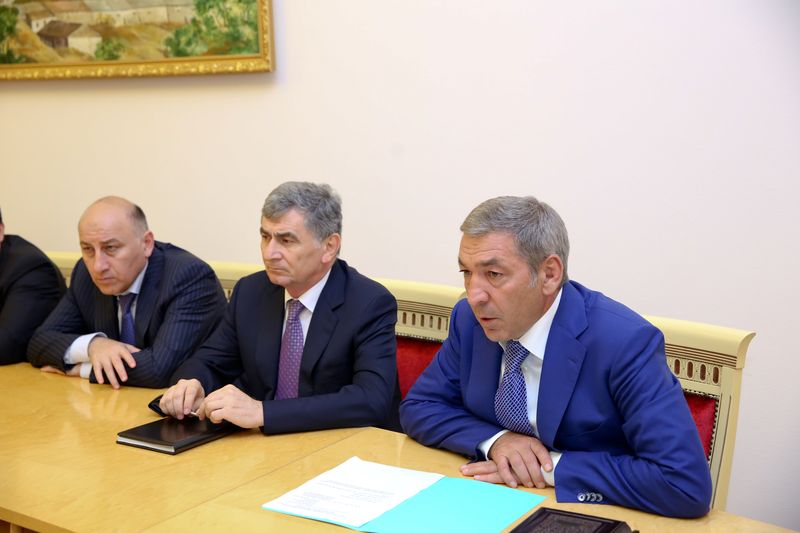 В Правительстве Дагестана обсуждены перспективы развития нефтегазового сектора шельфа Каспийского моря