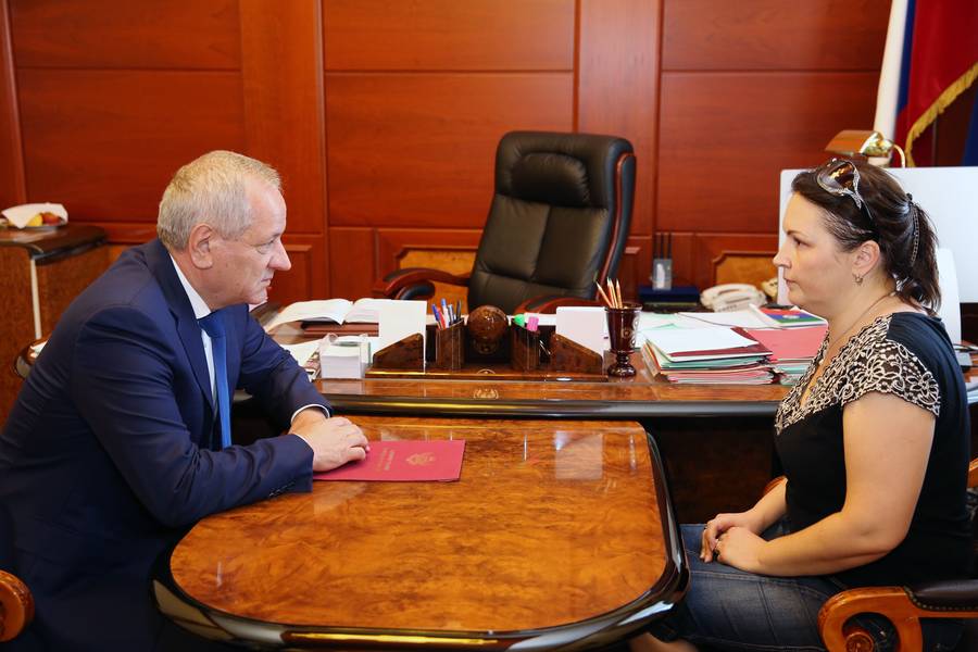 Инвалиду первой группы от имени Главы республики выдали сертификат на квартиру