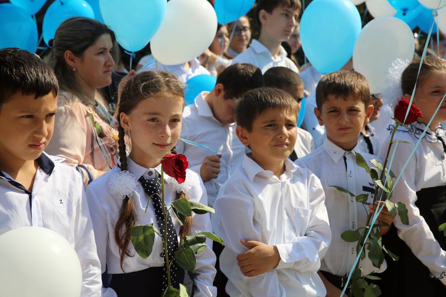 В Махачкале открылся XXVIII Международный Гамзатовский фестиваль «Дни белых журавлей»