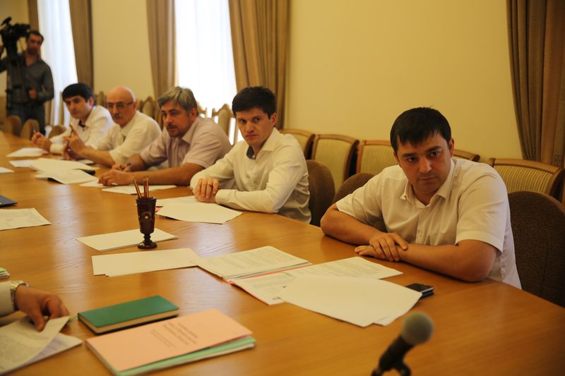 Вопросы развития Дагестанской электросетевой компании обсуждены в Правительстве региона