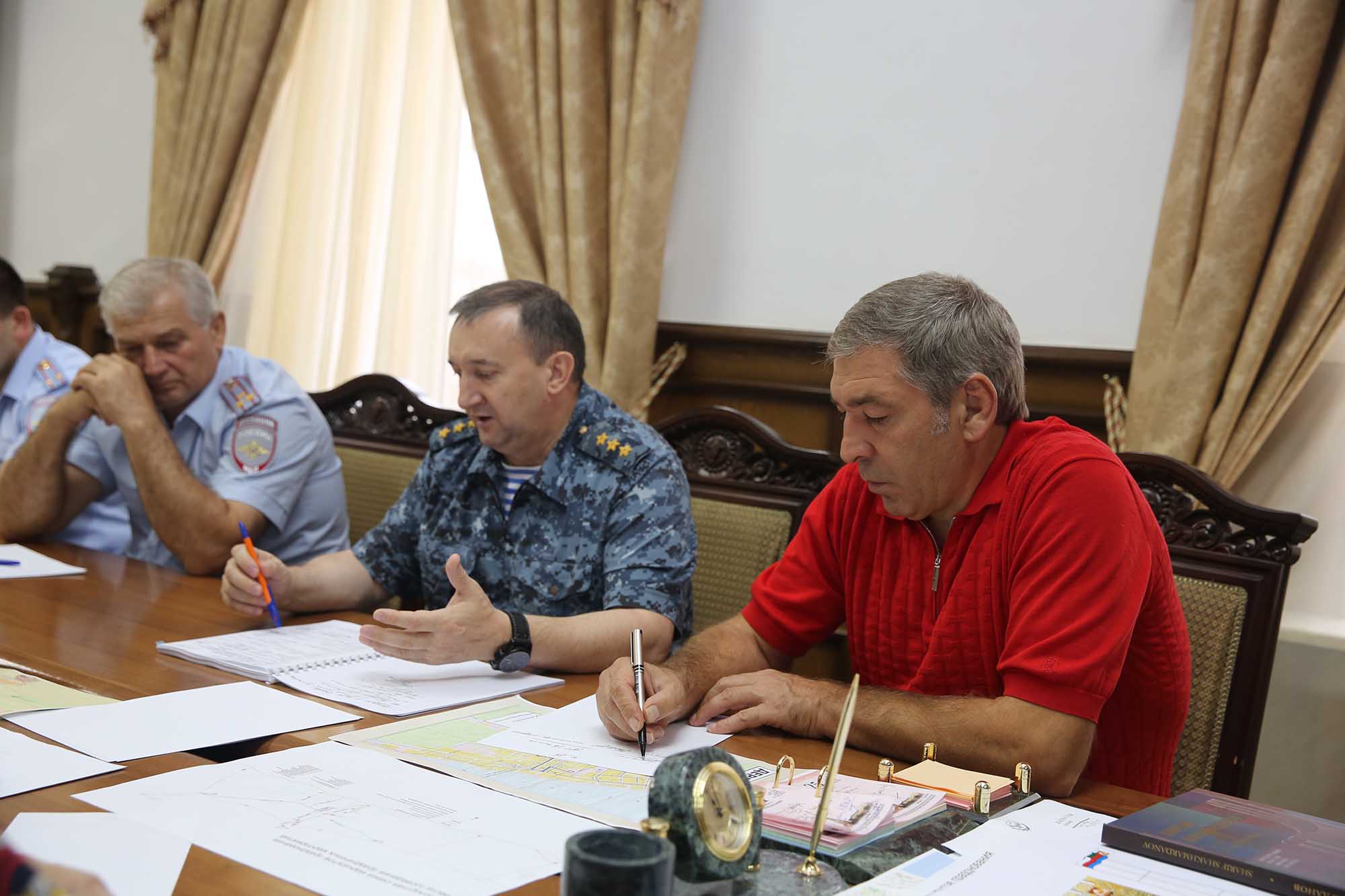 В Дербенте обсуждены вопросы обеспечения безопасности во время проведения юбилейных мероприятий