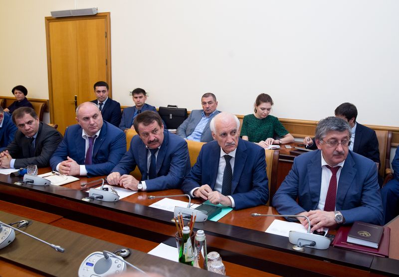 В Правительстве Дагестана обсужден ряд актуальных вопросов