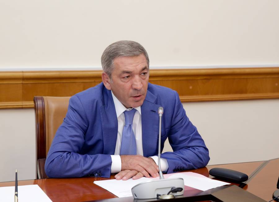 В Правительстве Дагестана обсуждены меры по обеспечению исполнения «майских» указов Президента РФ