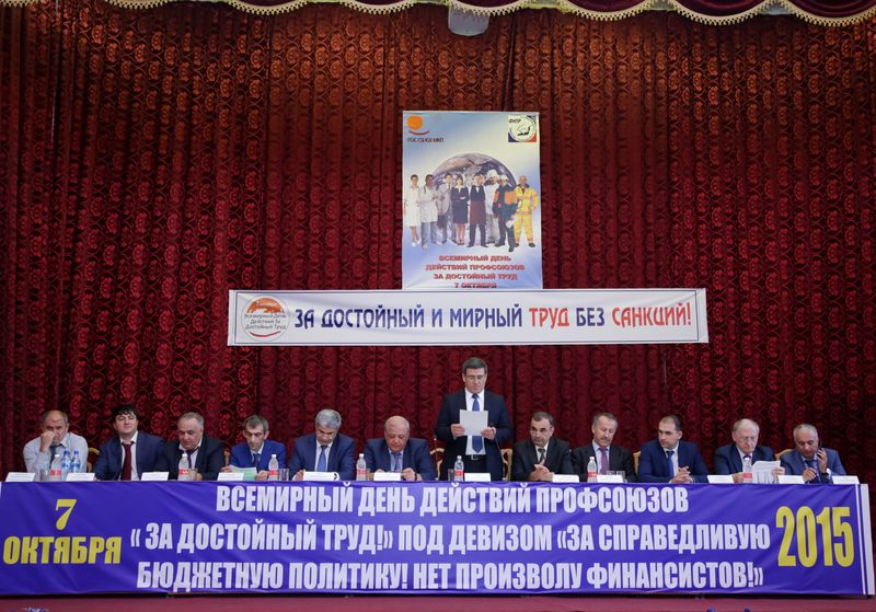Анатолий Карибов встретился с представителями организаций профсоюзов республики