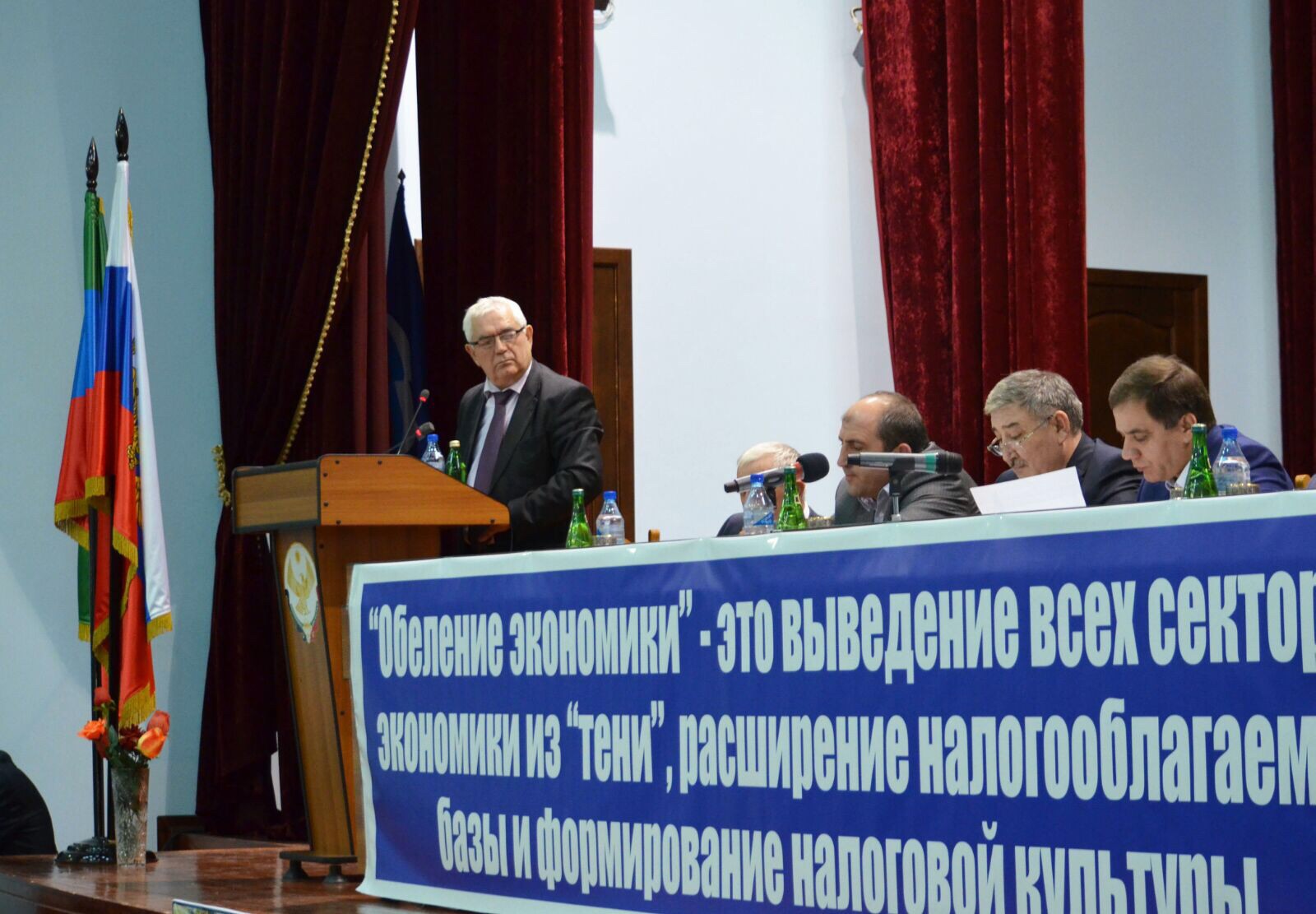 Раюдин Юсуфов провел в Гумбетовском районе выездное совещание по вопросам «обеления» экономики