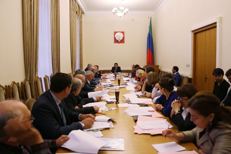 Под руководством Магомеда Исаева обсуждены вопросы повышения имиджа республики