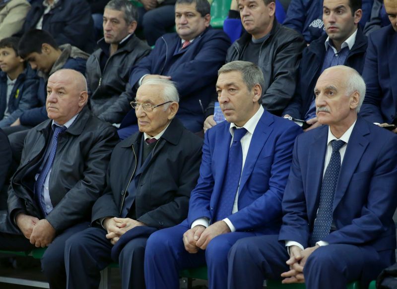 В Махачкале стартовало первенство Дагестана по волейболу, посвященное 90-летию генерала Омара Муртазалиева