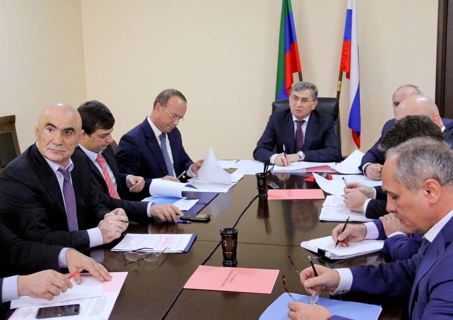 Под руководством Гасана Идрисова рассмотрена готовность объектов ЖКХ к осенне-зимнему периоду